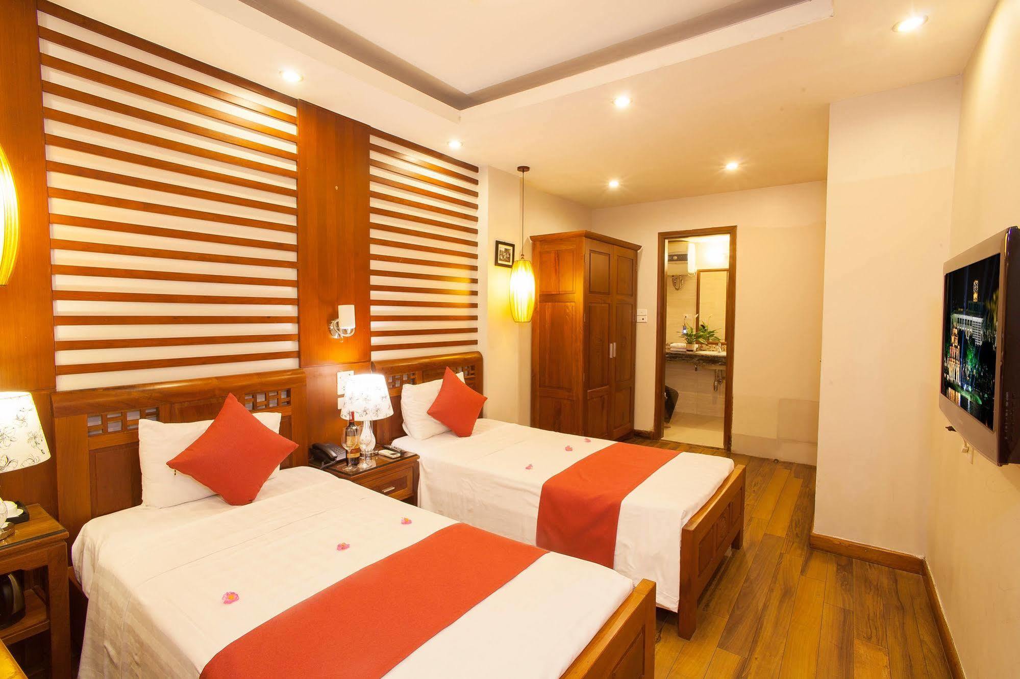 Icon 36 Hotel & Residence Ханой Екстериор снимка