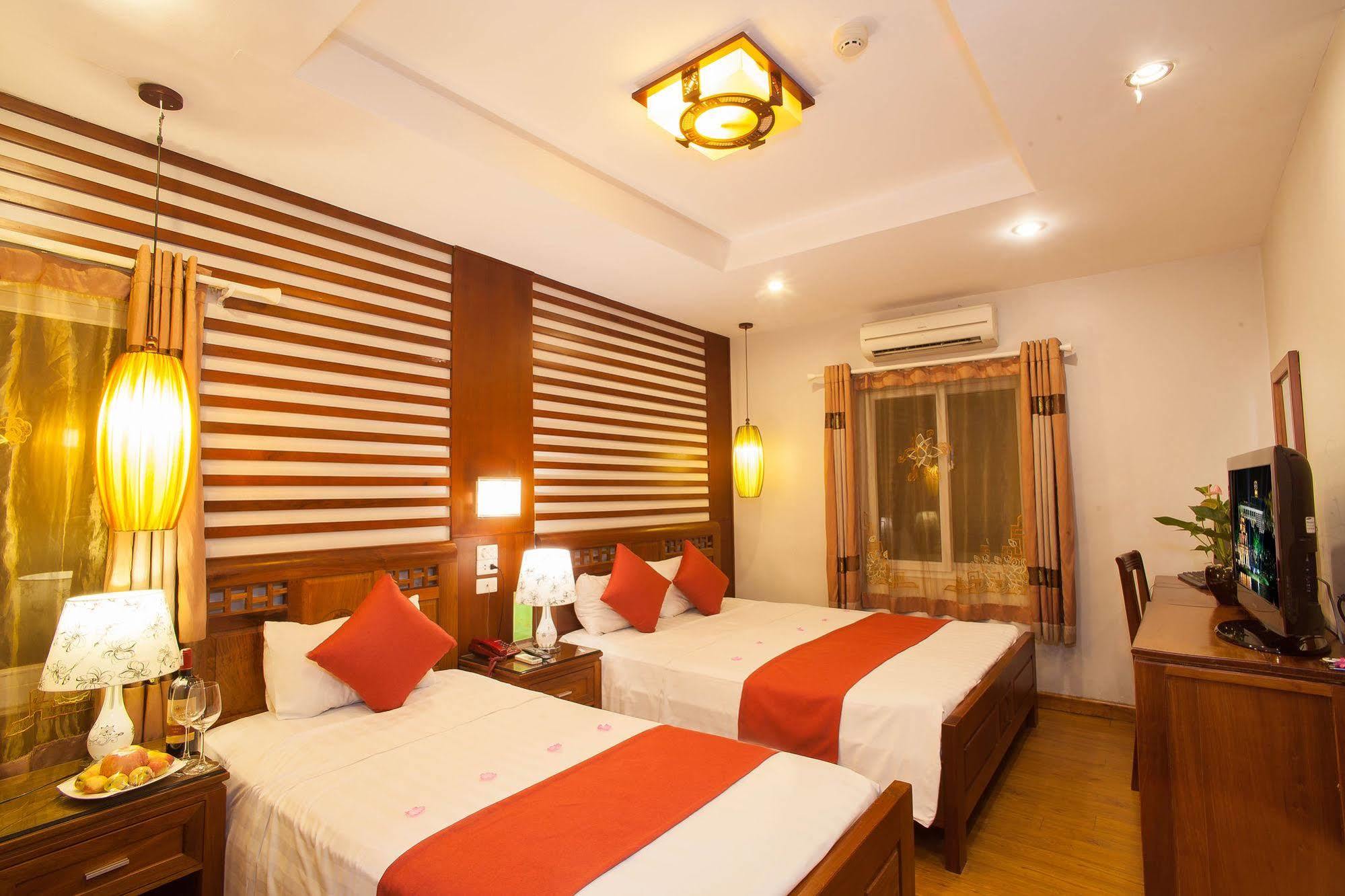 Icon 36 Hotel & Residence Ханой Екстериор снимка